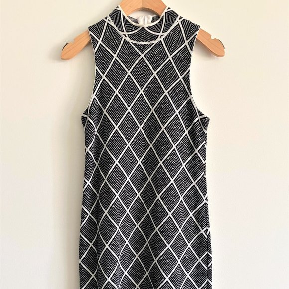 Romeo and Juliet Couture Printed Mock Neck Dress - Picture 1 of 9